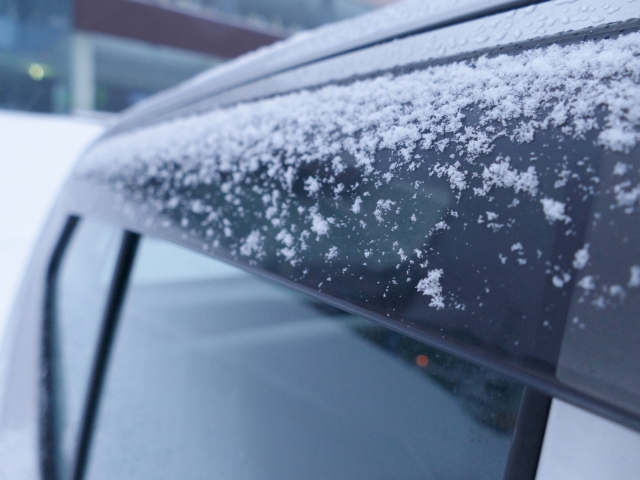 ドアバイザーは必要？雨や雪よけ以外の必要性やデメリットを解説 | 廃車ひきとり110番スタッフコラム